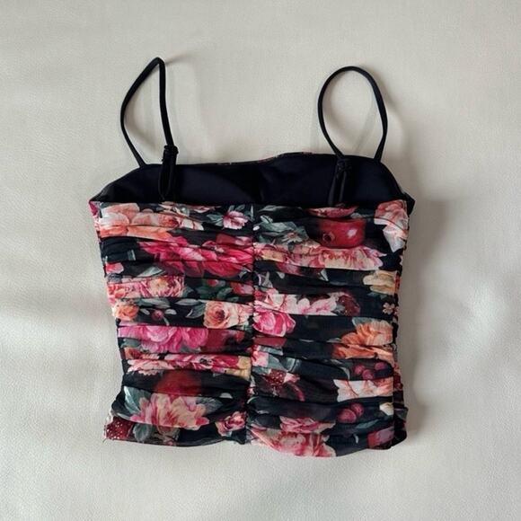 Express Floral Cropped Cami - Picture 2 of 8